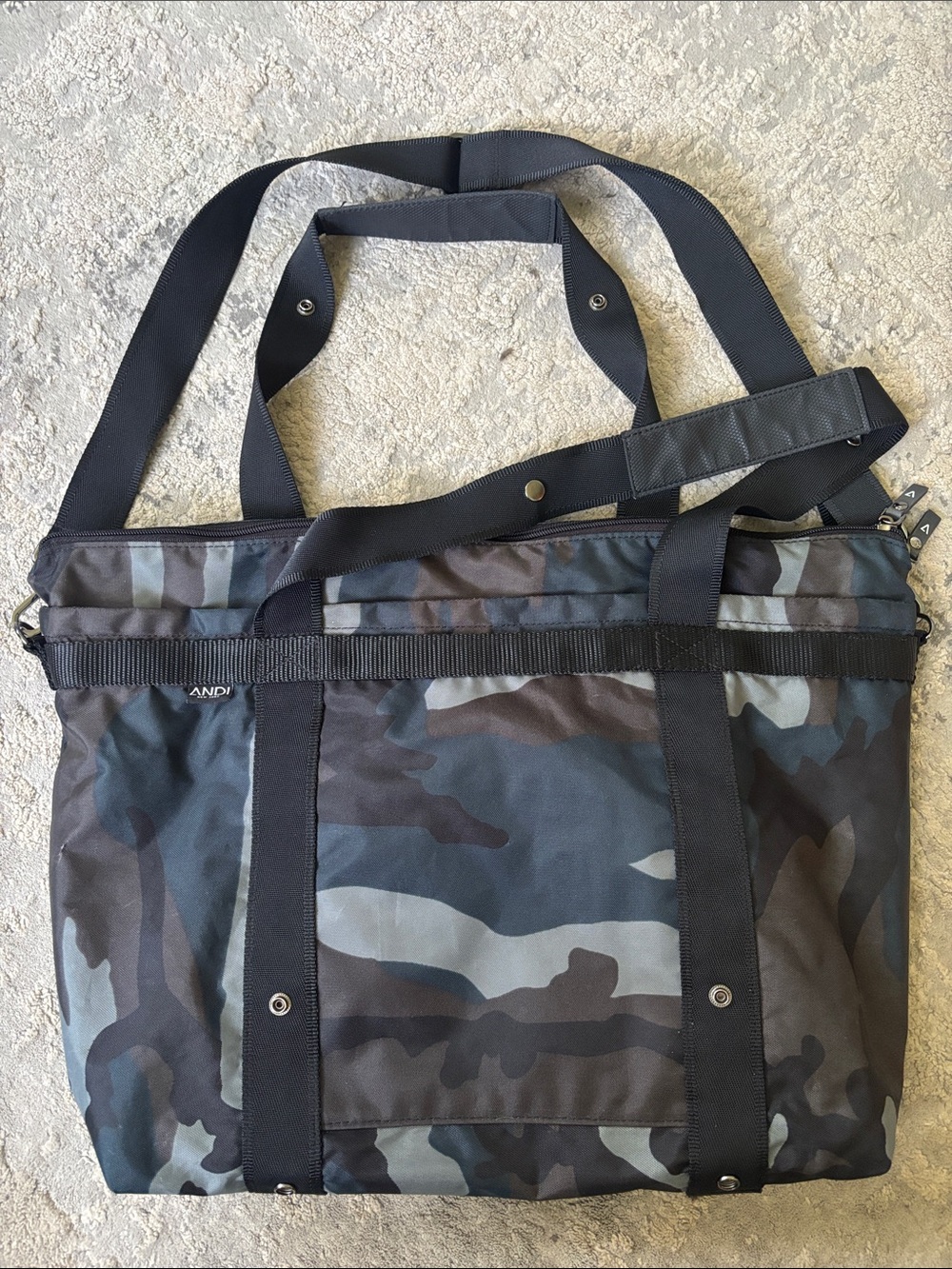 ANDI Camouflage Laptop Tote Bag - Black/Gray Camo